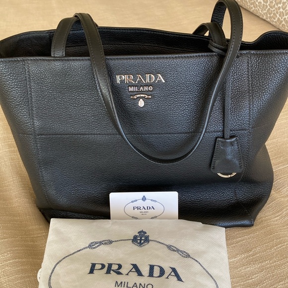 Prada Vitello Daino Leatherer Tote Bag in absolute perfect condition. - Picture 1 of 8
